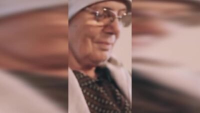 CHP’nin tutuklu Cumhurbaşkanı adayı Ekrem İmamoğlu annesine mektup yolladı. İmamoğlu,