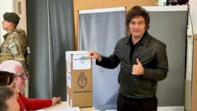 Arjantin'de ara seçimlerden, Devlet Başkanı Javier Milei'nin La Libertad Avanza