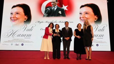 Muğla Büyükşehir Belediyesi’nin katkılarıyla hazırlanan, Türkiye’nin ilk kadın valisi Lale