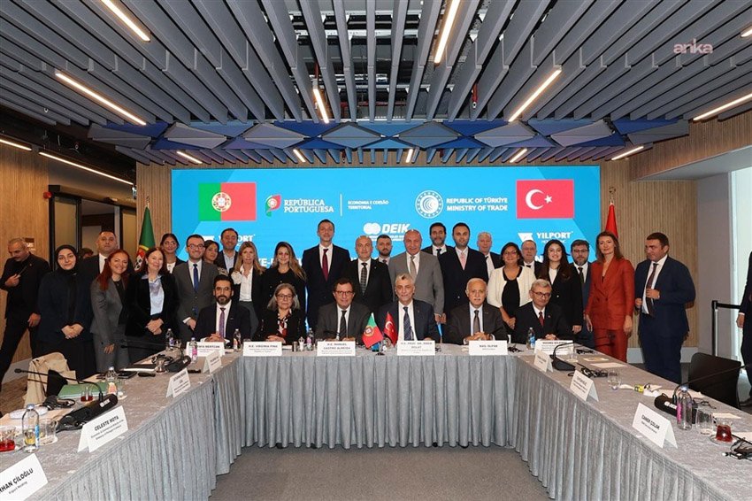 Ticaret Bakanı Ömer Bolat, Türkiye–Portekiz İş Forumu kapsamında, Portekiz Ekonomi