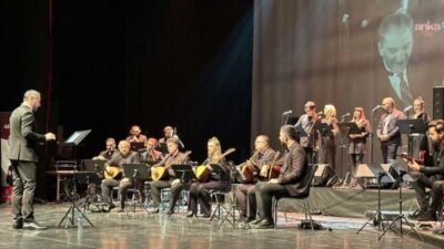 Bakırköy Belediyesi’nin 29 Ekim Cumhuriyet Bayramı dolayısıyla düzenlediği İBB Türk