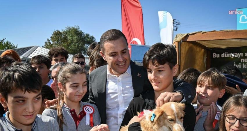 Balıkesir Büyükşehir Belediye Başkanı Ahmet Akın, 4 Ekim Dünya Hayvanları