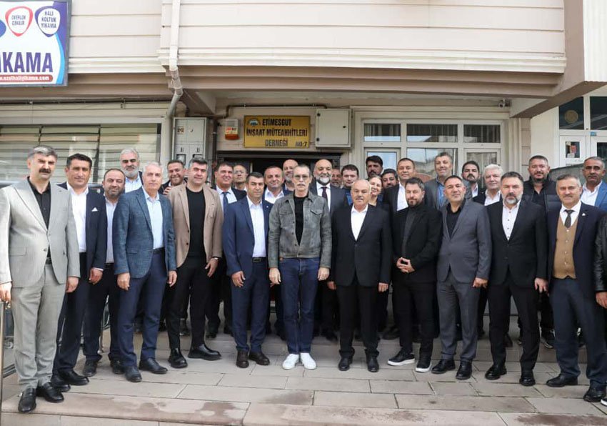Etimesgut Belediye Başkanı Erdal Beşikcioğlu, Etimesgut İnşaat Müteahhitleri Derneği’ni ziyaret