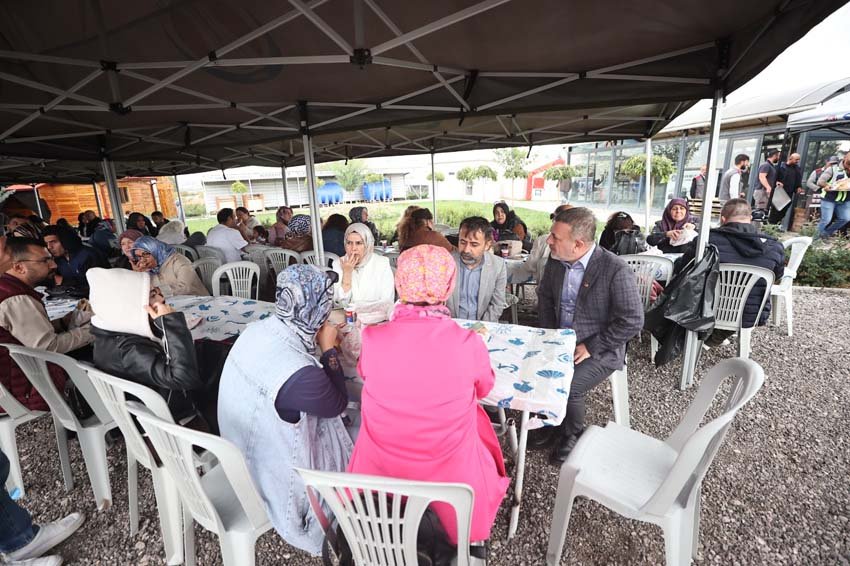 Sincan Belediye Başkanı Murat Ercan, ilçede yaşayan çölyak hastaları ve