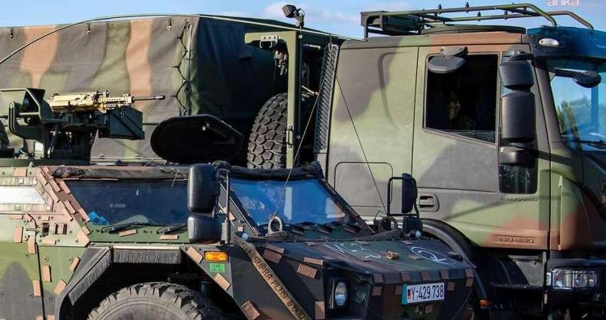 Almanya’nın Bavyera eyaletinde düzenlenen “Marshal Power” adlı Bundeswehr tatbikatı sırasında