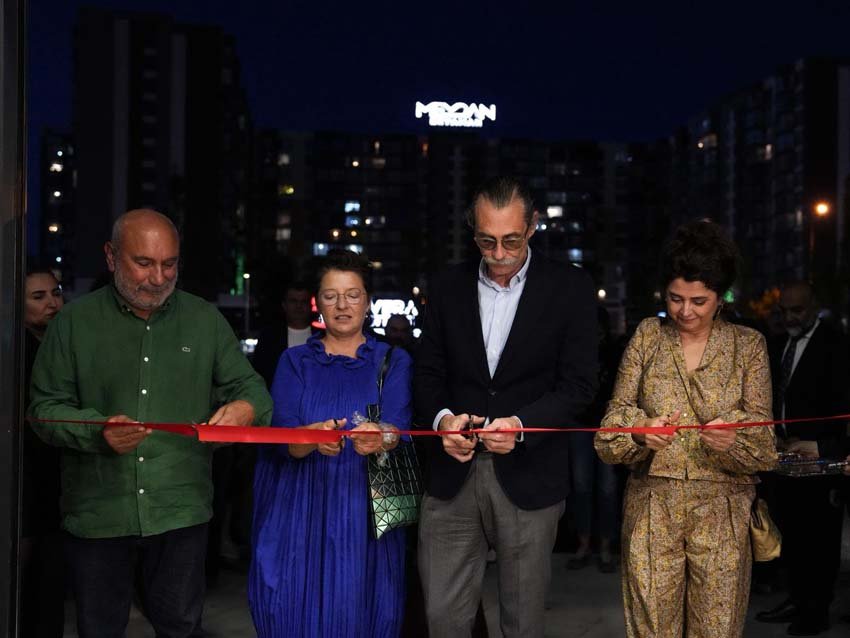 Etimesgut Belediyesi’nin ev sahipliğinde düzenlenen 2. Uluslararası Kent Tiyatro Festivali,
