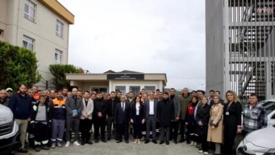 Beykoz Belediyesi Mahalle Bakım Timi, çalışmalarını bu hafta Yenimahalle’de sürdürdü.