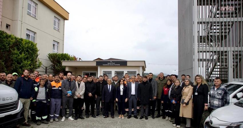 Beykoz Belediyesi Mahalle Bakım Timi, çalışmalarını bu hafta Yenimahalle’de sürdürdü.