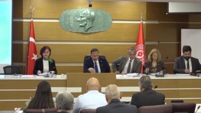 Bornova Belediye Başkanı Ömer Eşki, Bornova Belediye Meclisi'nin ekim ayı