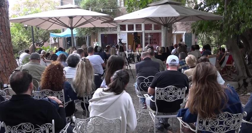 Bornova’nın kayıp hazinesi geri dönüyor: Misket Üzümü yeniden hayat buluyor Bornova Belediye Başkanı Ömer Eşki, 6. Komşu Sofrası etkinliğinde Bornova’nın