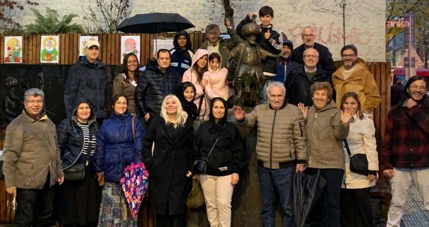 Belçika’nın başkenti Brüksel’de, Türk mizah yazarı Erdinç Utku öncülüğünde Nasrettin