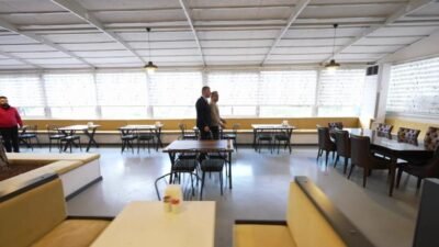 Göksu Kafe, Buca Belediyesi tarafından kitap kafe konseptiyle yeniden hizmete