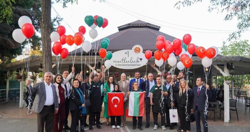 Bulgaristan'ın Filibe-Rodop Belediye Başkanı Pavel Mihaylov ve beraberindeki heyet, kardeş
