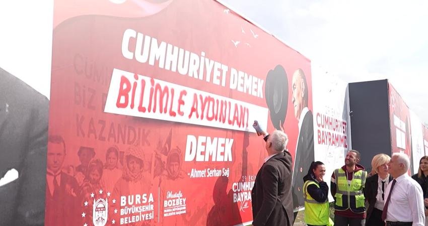 Bursa Büyükşehir Belediyesi’nin Cumhuriyet’in 102’nci yılına özel olarak başlattığı “Cumhuriyet