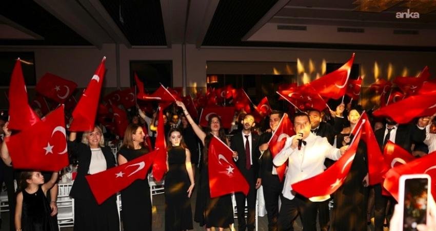 Cumhuriyet’in 102. yılı, Çeşme’de 28-29 Ekim'de gün boyu süren etkinliklerle kutlandı. 