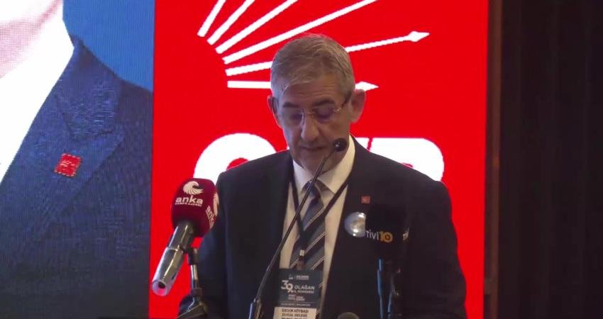 CHP Balıkesir 39. Olağan İl Kongresi’nde divan başkanlığına seçilen CHP