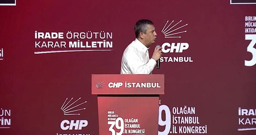 CHP Genel Başkanı Özgür Özel, partisinin İstanbul 39. Olağan İl