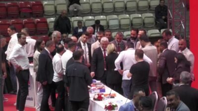 Cumhuriyet Halk Partisi (CHP) İzmir İl Başkanlığı’nın 39. Olağan Kongresi’nde