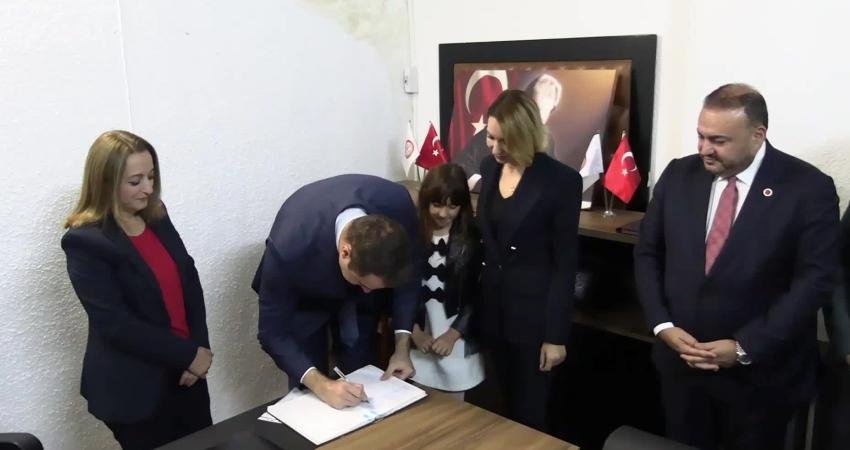 CHP'nin 39. Olağan İzmir İl Kongresi’nde İl Başkanlığı'na seçilen Çağatay