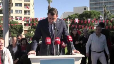 CHP İzmir İl Başkanlığı, Cumhuriyet'in 102. yılı dolayısıyla Konak Cumhuriyet