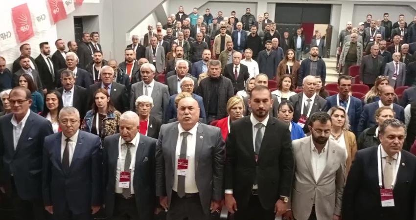 CHP 39. Olağan Kars İl Kongresi'nde Onur Uludaşdemir bir kez