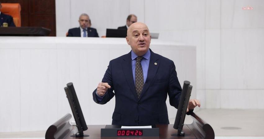 CHP Artvin Milletvekili Uğur Bayraktutan, CHP'li 32 milletvekiliyle birlikte Artvin'in