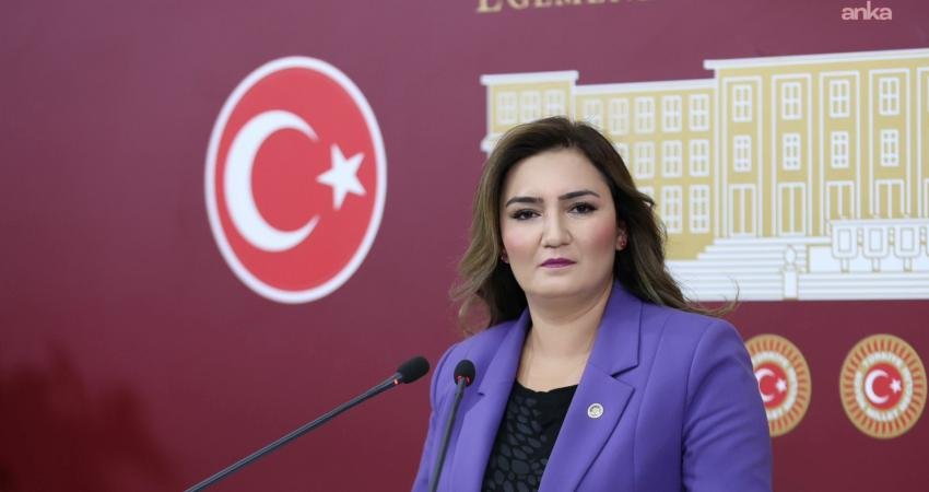 CHP’li Kılıç’tan “hakemlerin bahis oynadığı” iddialarına ilişkin araştırma önergesi: “Bu düzenin sorumlusu AKP iktidarıdır” CHP İzmir Milletvekili Sevda Erdan Kılıç, Türkiye Futbol Federasyonu (TFF)
