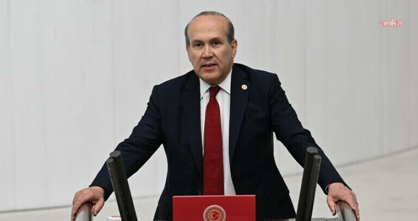CHP Genel Başkan Yardımcısı Namık Tan, Fener Rum Patriği Bartolomeos'u makamında
