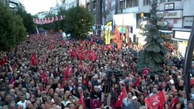 CHP Genel Başkanı Özgür Özel, "Bu bir tercih, parayı ya