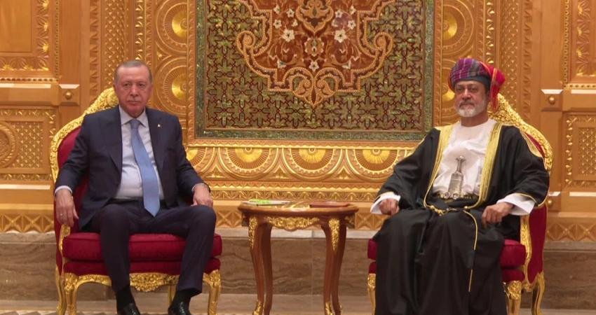 Cumhurbaşkanı Recep Tayyip Erdoğan, resmi ziyaret kapsamında bulunduğu Maskat'ta Umman