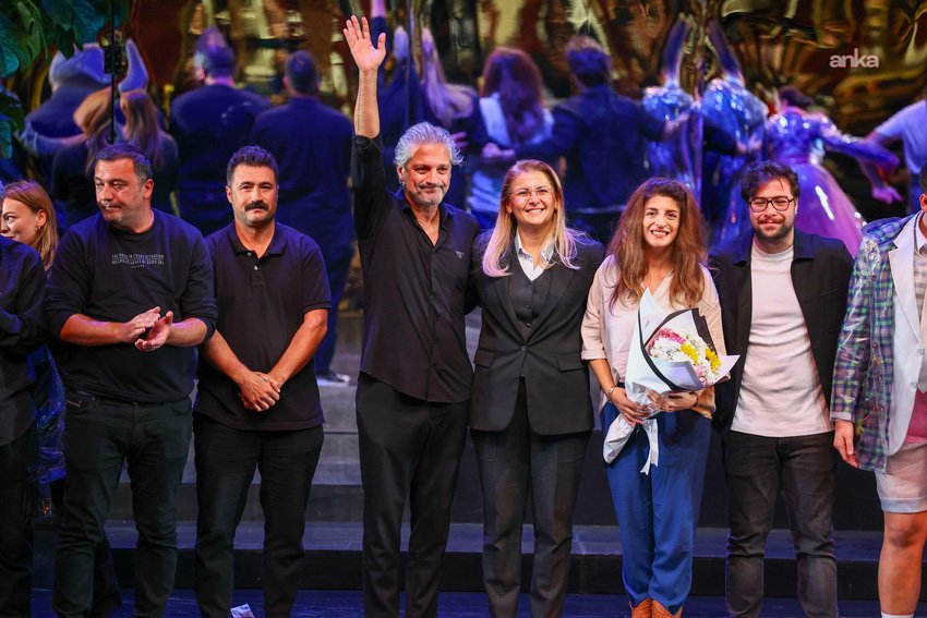 Bakırköy Belediye Tiyatroları, 2025- 2026 sanat sezonunun ilk prömiyerini Alman