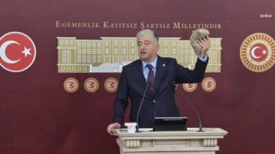 DEVA Partisi Genel Başkan Yardımcısı Sadullah Kısacık, bir gazetecinin "DEVA