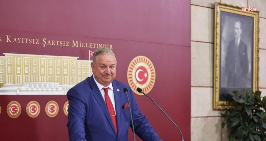 Yeniden Refah Partisi İstanbul Milletvekili Doğan Bekin, Sudan'da yaşanan olaylara