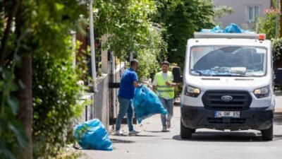  İzmir'de başlatılan, ambalaj atıklarının evlerden toplanarak ekonomiye kazandırılmasını sağlayan “Dönüşüme