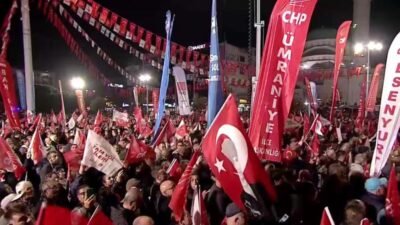 Tutuklanmasının ardından Esenyurt Belediye Başkanlığı görevinden uzaklaştırılan Ahmet Özer, partisinin Esenyurt'ta