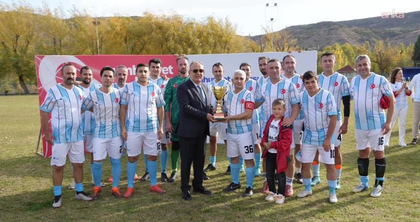 Eskişehir Büyükşehir Belediyesi tarafından düzenlenen “2025 Cumhuriyet Kupası Belediye Çalışanları