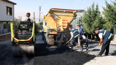 Etimesgut Belediyesi, ilçe genelinde cadde ve sokaklarda bakım, onarım ve
