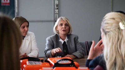 Etimesgut Belediyesi, 19 Ekim Muhtarlar Günü dolayısıyla ilçede görev yapan