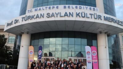 Maltepe Belediyesi, farklı sanat disiplinlerinden sanatçıları “Maltepeli Sanatçılar Forumu”nda bir
