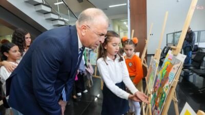 Gaziemir Belediyesi’nin kuraklık ve su krizine dikkat çekmek için düzenlediği