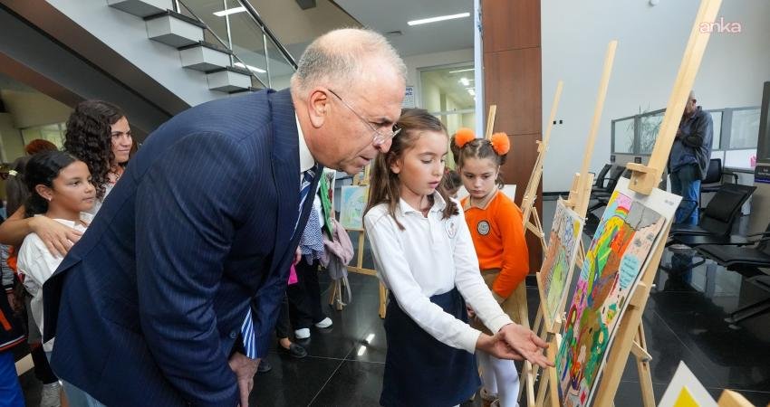 Gaziemir Belediyesi’nin kuraklık ve su krizine dikkat çekmek için düzenlediği