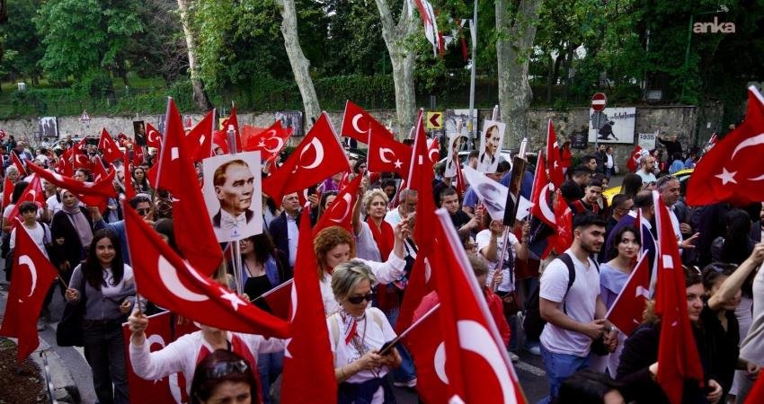 İBB, 29 Ekim Cumhuriyet Bayramı'nı İstanbul'un birçok noktasında ücretsiz etkinliklerle