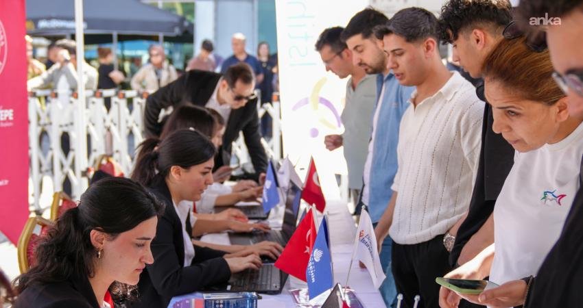 İstanbul Büyükşehir Belediyesi (İBB) Bölgesel İstihdam Ofisi'nin kent genelinde düzenlediği