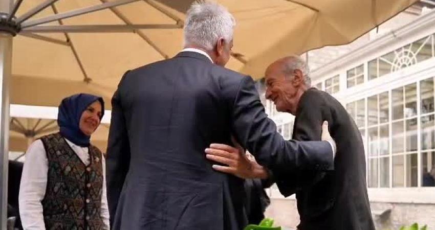 İstanbul Büyükşehir Belediyesi’nin (İBB) bağlı kuruluşu İETT, İstanbul’daki Darülaceze kurumlarının