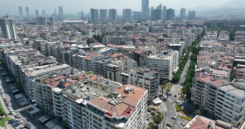 İnşaat Mühendisleri Odası (İMO) İzmir Şube Başkanı Bengi Atak, "Deprem