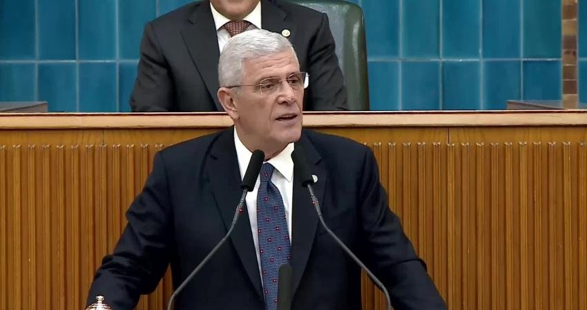 İYİ Parti Genel Başkanı Müsavat Dervişoğlu, "Dün burada, İmralı Canisi