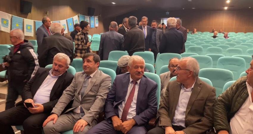 İYİ Parti Yozgat Milletvekili Lütfullah Kayalar, partisinin Yozgat Merkez İlçe