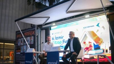 İZKİTAP-6. İzmir Kitap Fuarı kapsamında düzenlenen Fikir Söyleşileri’nde, Kadifekale Mahalle