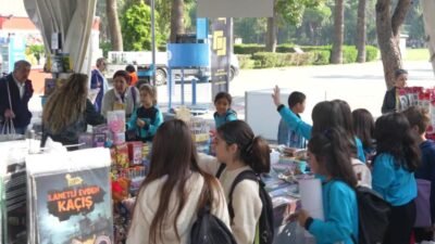 İzmir Büyükşehir Belediyesi’nin ev sahipliğinde, İZFAŞ ve TACT Fuarcılık iş