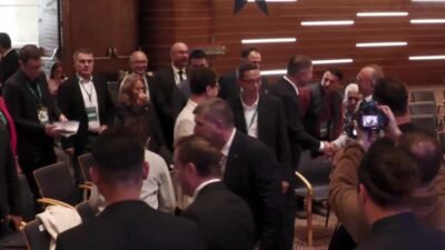 İzmir Büyükşehir Belediye Başkanı ve Türkiye Sağlıklı Kentler Birliği Başkanı